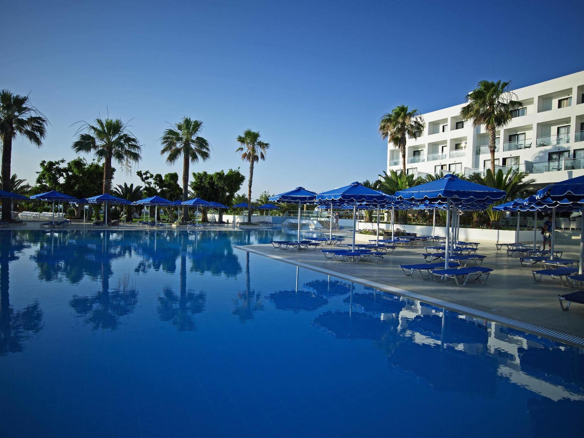 มิตซิส ฟาลิรากี บีช โฮเต็ล แอนด์ สปา Hotel ภายนอก รูปภาพ